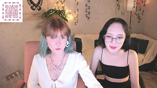 Elira_Vane webcam