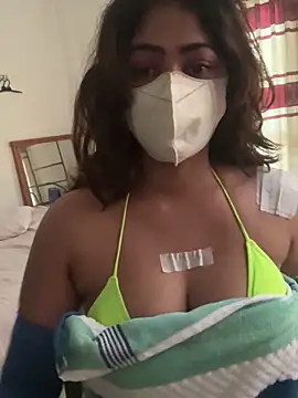 HotQueenSri webcam