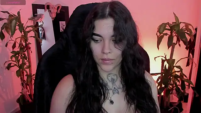 MissCharlottte_18 webcam