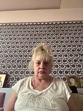 AnastasiaGrey777 live cam on StripChat