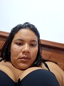 monicarokaforte webcam