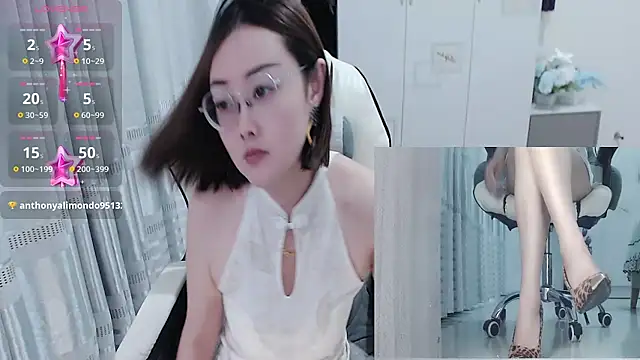 -orange_ webcam