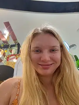 AmmyHot webcam