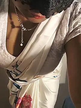DIRTYSECRET_QUEEN_07 webcam