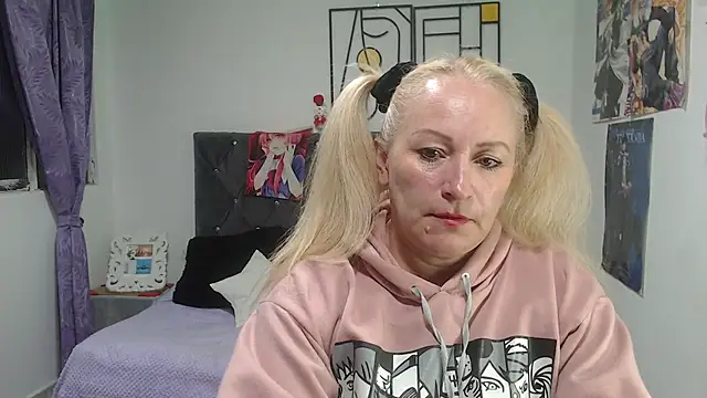 emperabigbootybigass webcam