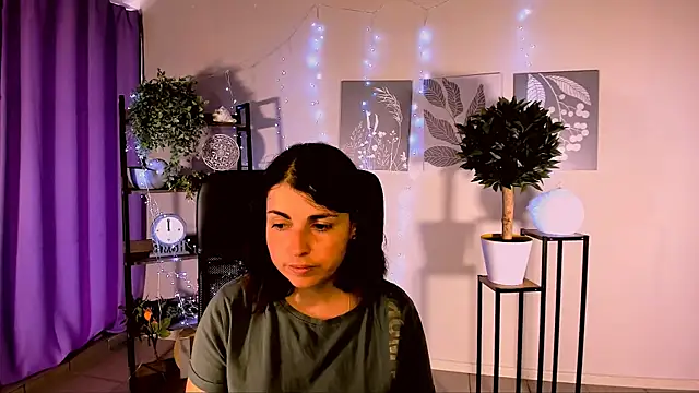 MartaEdams webcam