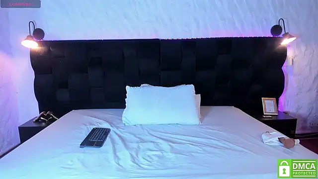 Ava_Bonny webcam