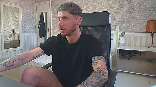 JonahShaw webcam