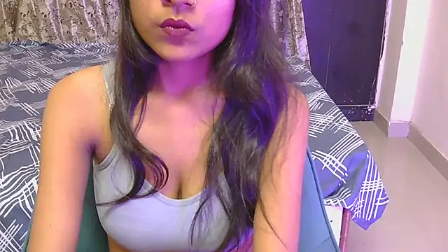 hoty-priya webcam