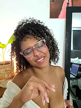 BiiancaEstradaa webcam