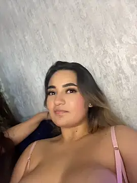 Antonella_Julieta webcam