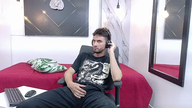 KingOfTemptation webcam