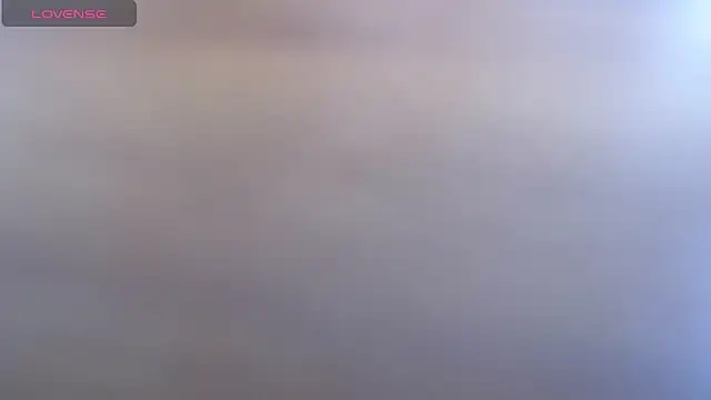 MomoMoonxxx webcam