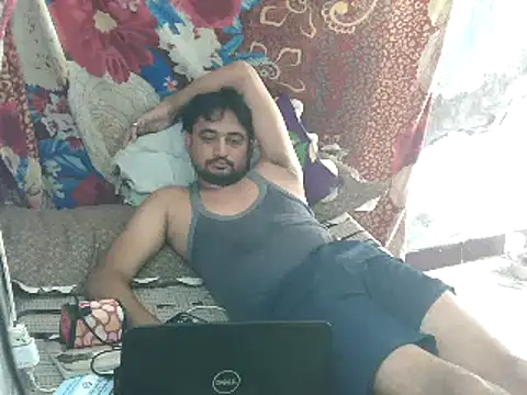 ROCOGUJUBULL webcam