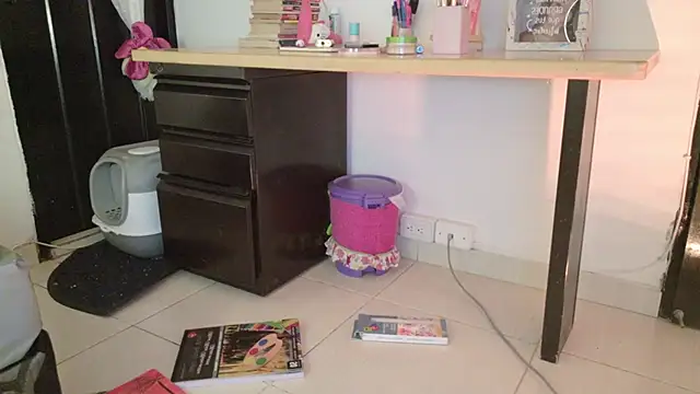 eva_sin18 live sex cam