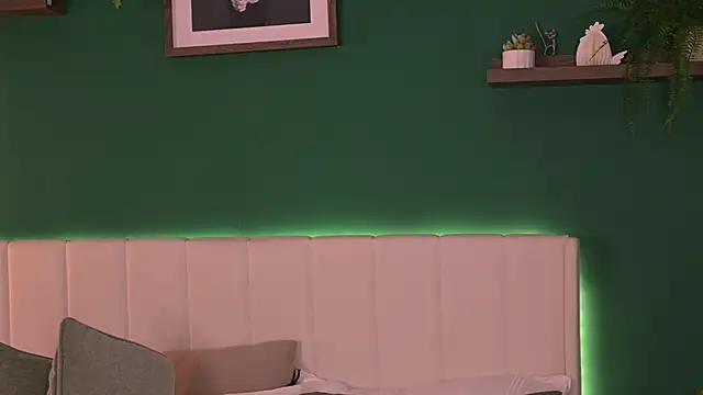 AmbersFlame webcam