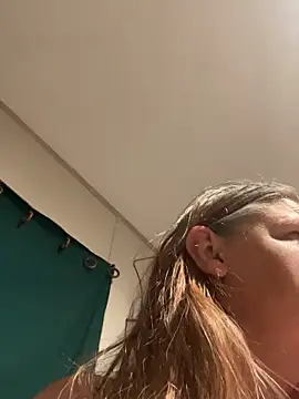 Roxie6989 webcam