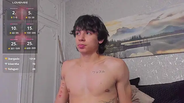 Tyler_durten live cam on StripChat