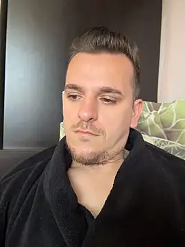 Huge_cock22cm webcam