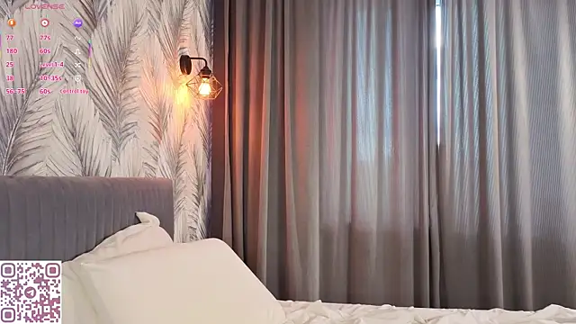 ElvinaRose webcam