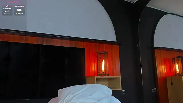 Leo_Savage_ webcam