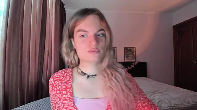 milliKira006 webcam