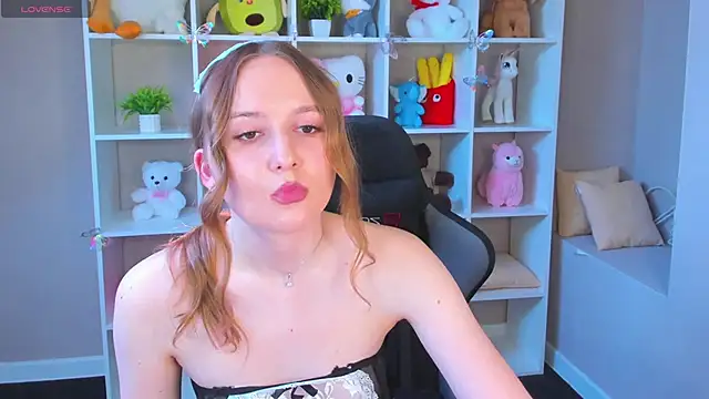 Emmaa_Kimm webcam