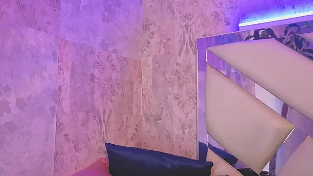 Benny_and_Mark live cam on StripChat