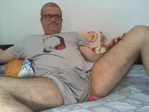 eyess12 live cam on StripChat