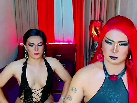 Wildest_Slave_Huntress webcam