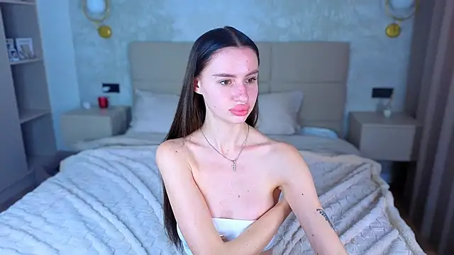 Snow_WhiteeeX live cam on StripChat