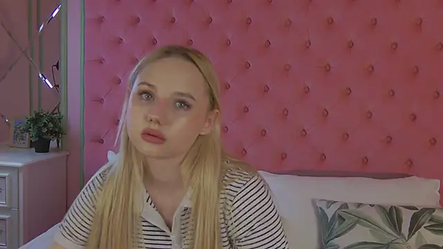 Sky_Cutie webcam