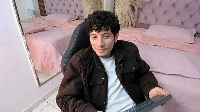 Angel_St1 webcam