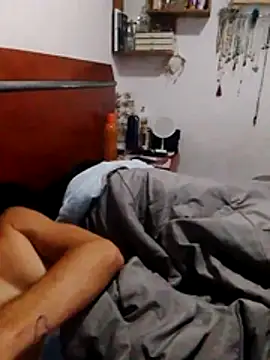 velvetblackcock webcam