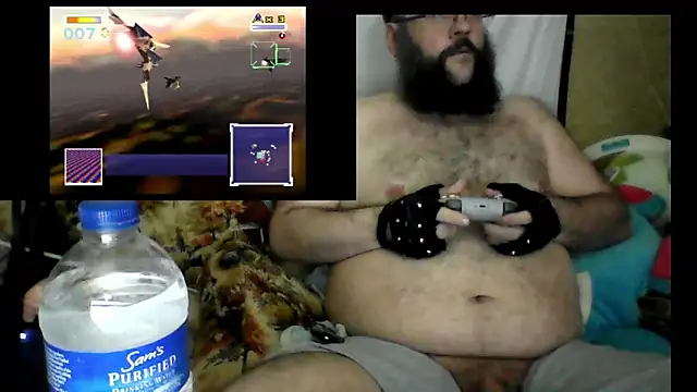 BriTheTopBear webcam