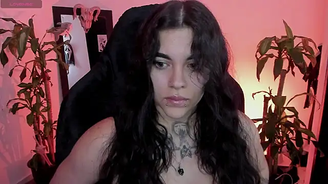 MissCharlottte_18 webcam