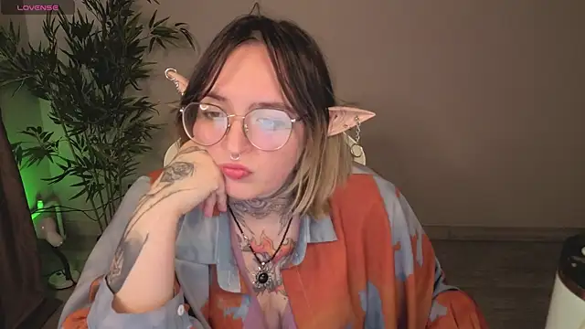 Eva_Witcher webcam