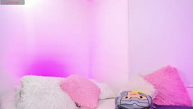 karly_rioss webcam