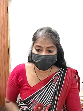 tamil_Sigappu_Roja webcam