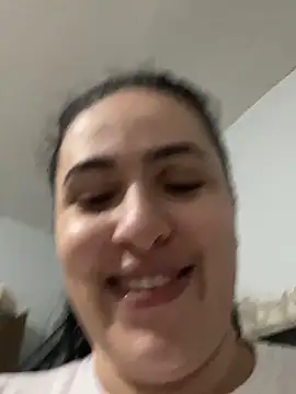 IvettSt_ webcam