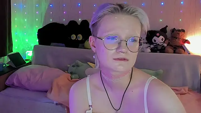 JulietFisher webcam