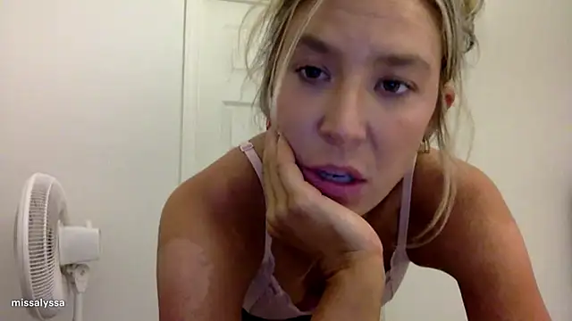 Misss_alyssaaa webcam