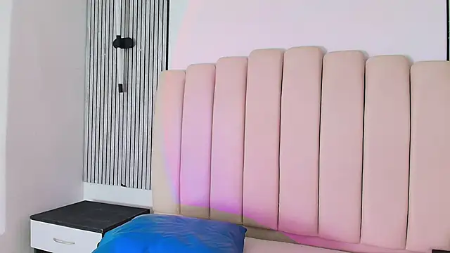 lian_cameron webcam