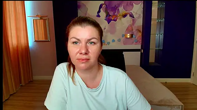 LunaKissesx webcam