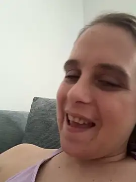 Chantalee webcam