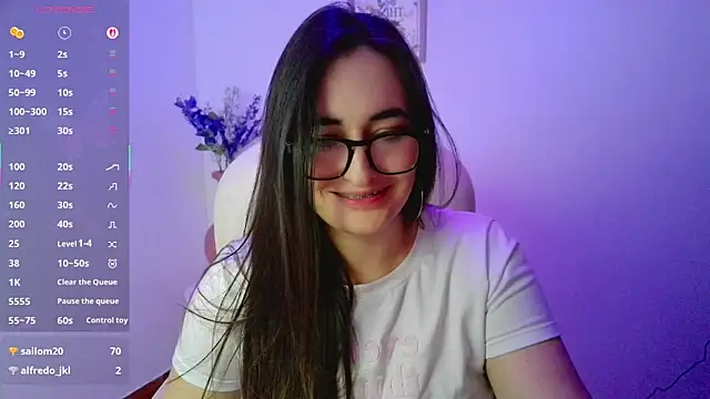 soffi_betacur live cam on StripChat