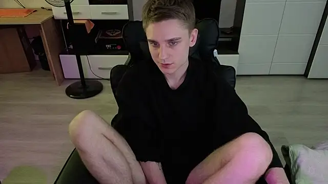 angryzan webcam