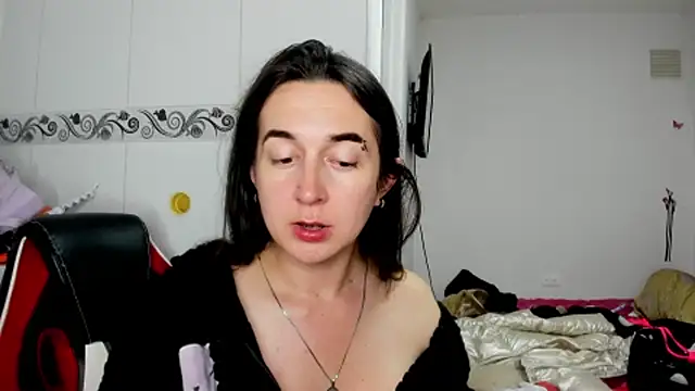 Sweet-Suck69 webcam