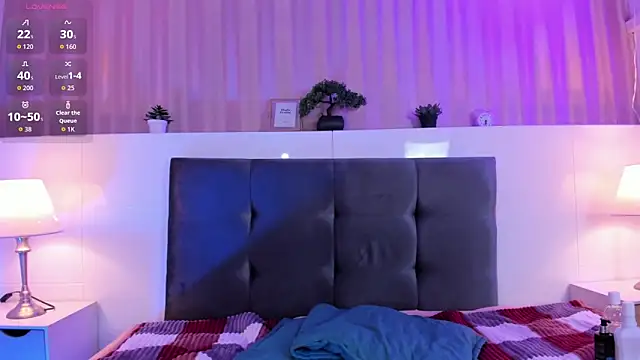 Nicki_Ripperton webcam
