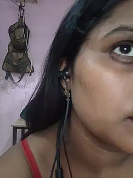 Jasmine_Januja webcam